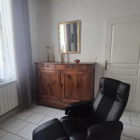 Maison Spacieuse Proche Thermes - 4 Pers. - Fr-1-879-35